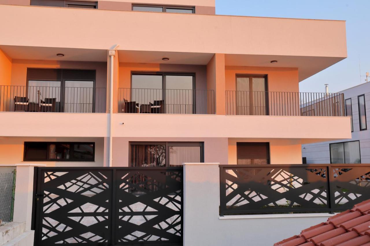 Apartmani More Бибинє Екстер'єр фото