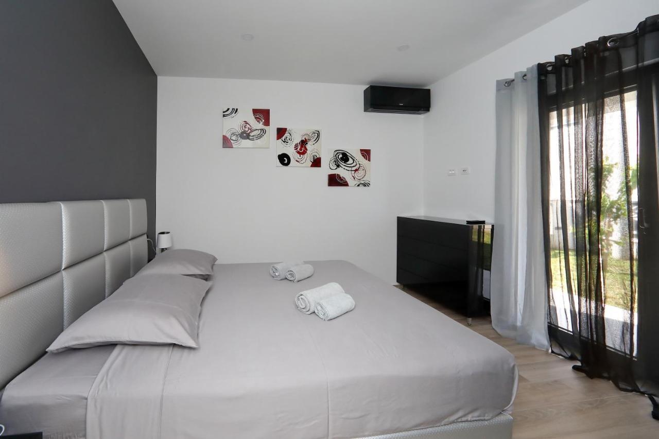 Apartmani More Бибинє Екстер'єр фото