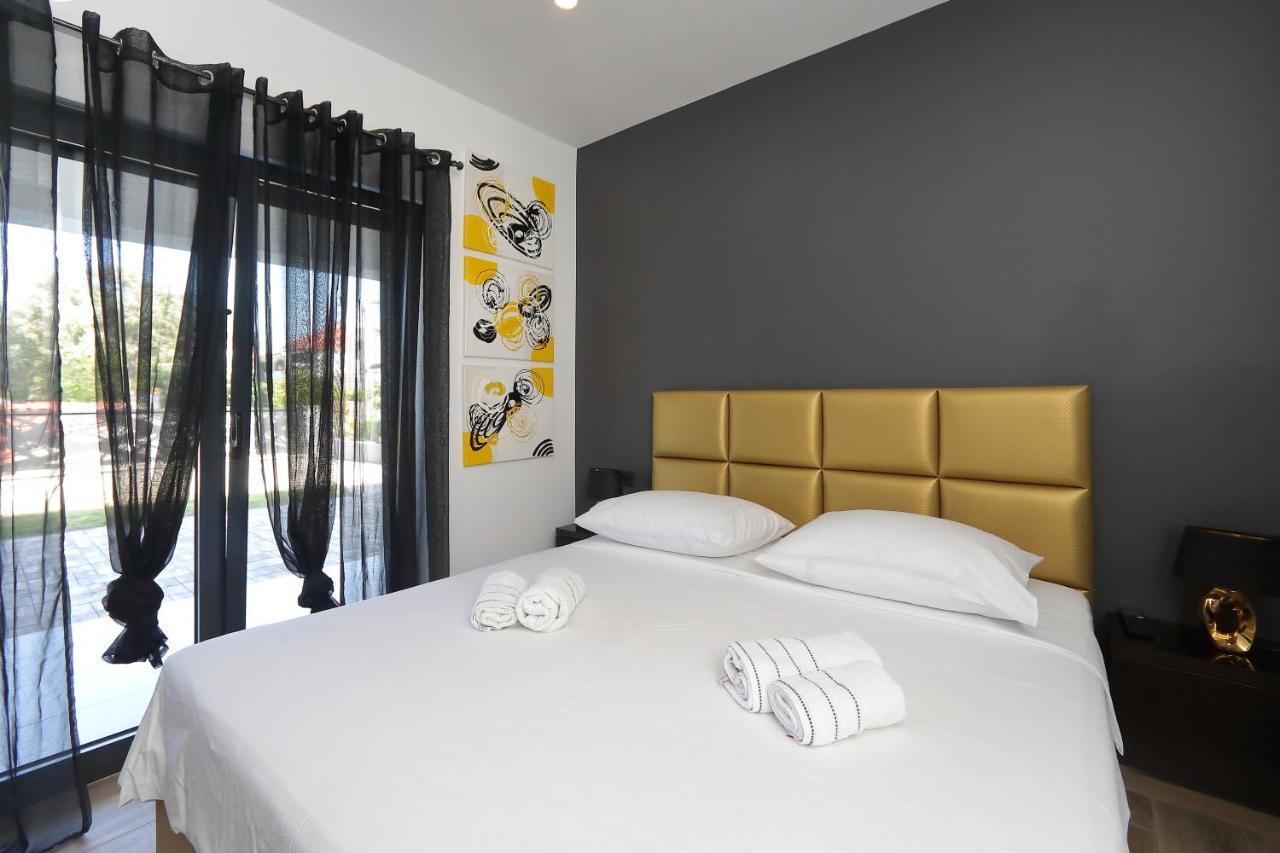 Apartmani More Бибинє Екстер'єр фото