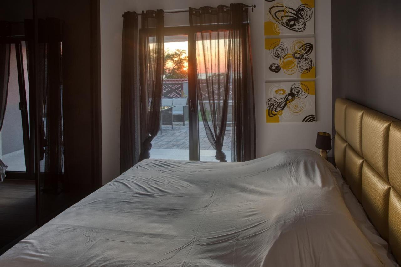 Apartmani More Бибинє Екстер'єр фото