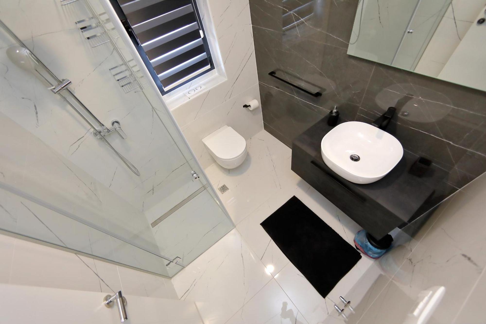 Apartmani More Бибинє Номер фото